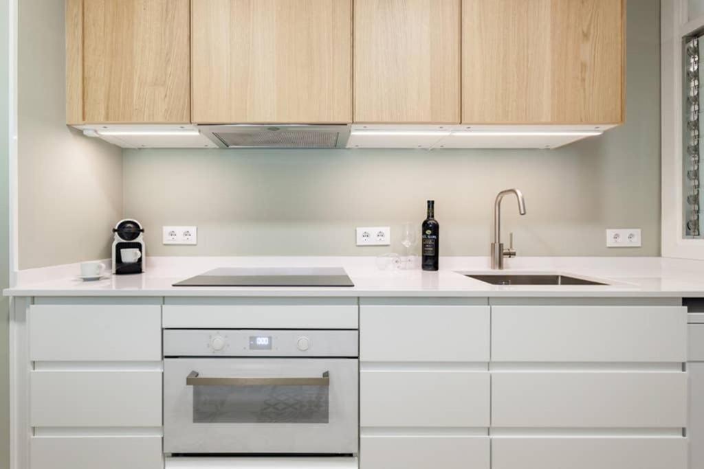 Appartement Art House Renoir Plaza Universitat Sant Antoni