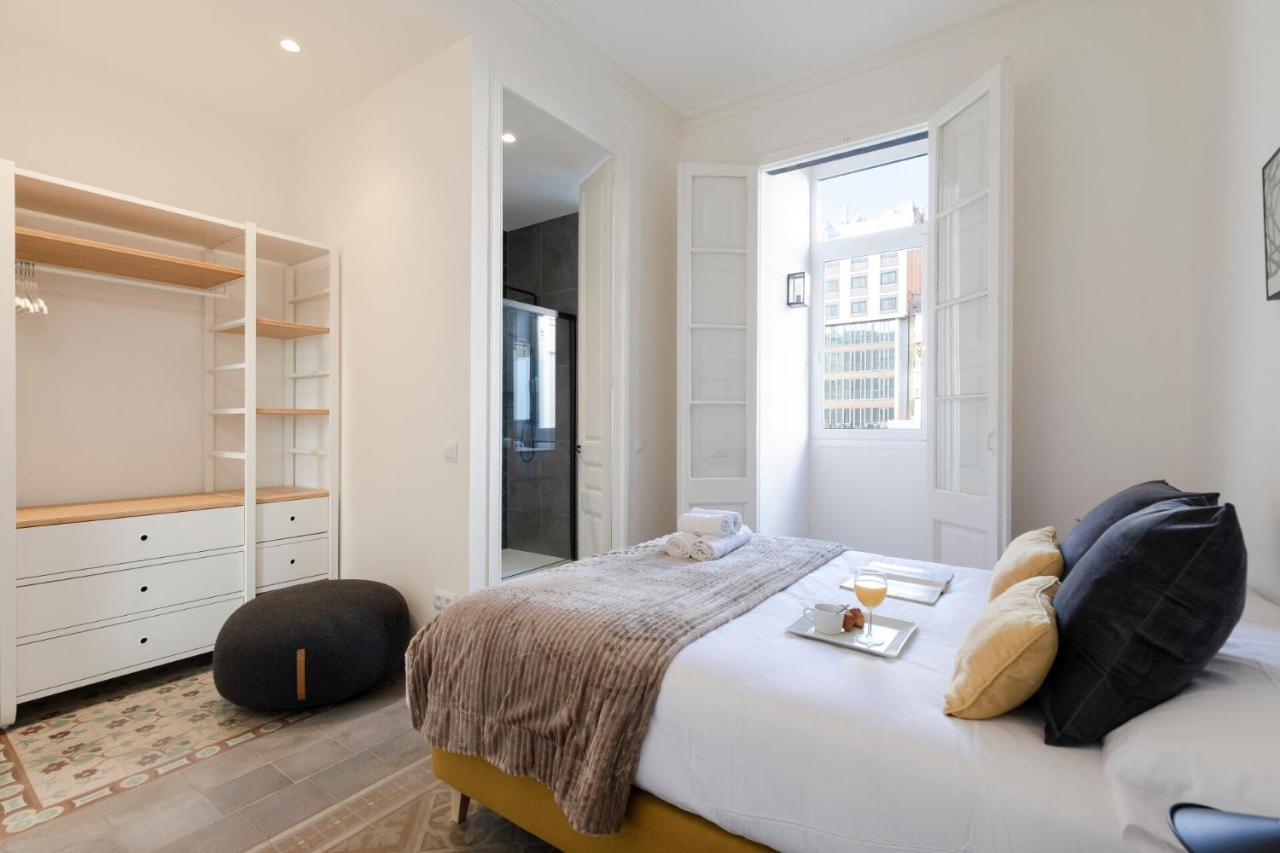 Ab Centric Universitat Apartment *