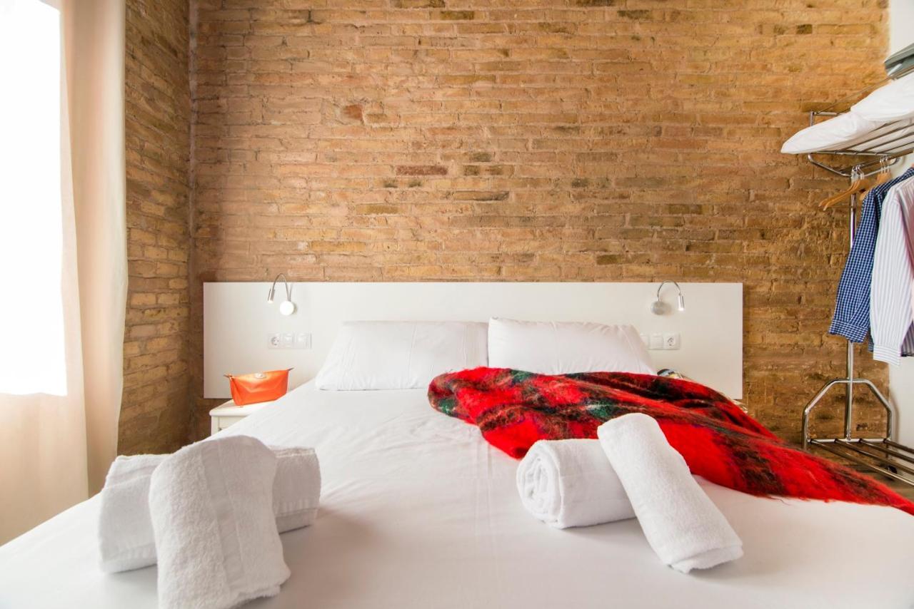 Happy People Sagrada Familia Apartment