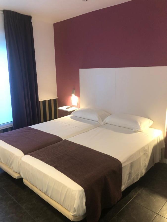 Hotel Colors 2*