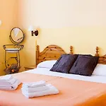 Hostal Pensio 2000