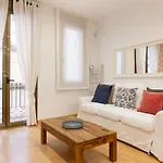 Stay U-Nique Apartments Terrassa
