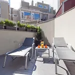 Charmsuites Paralel