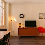 Stylish 2 Bdr In Trendy Gracia