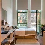 Aparto Cristobal De Moura Hall Of Residence - Only For Students In Barcelona