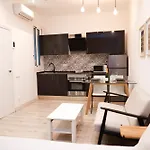 Cozy Near The Barcelona Camp Nou Stadium
