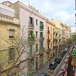 Central & Bright Apartment!!