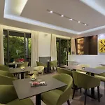 H10 Urquinaona Plaza (Adults Only)