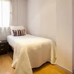 Short Stay Group Camp Nou Serviced Apartments