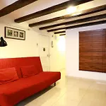 Rent4Days Sagrada Familia Apartments