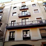 Mh Guell Apartments