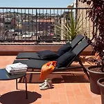 DestinationBCN Urgell Apartment