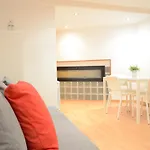 Barcelona In Apartments Poble Sec