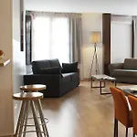 Aspasios Plaza Real Apartments