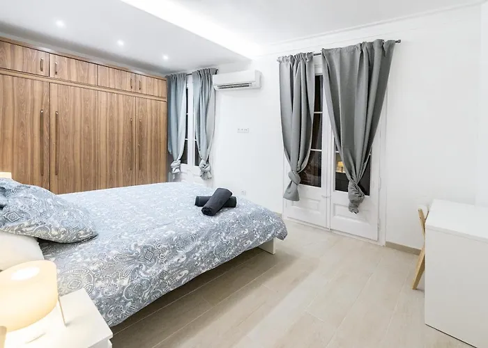 Sagrada Familia Apartments