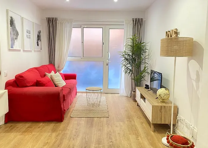 Lovely New Apartment 20 Minutes From Barcelona Center.