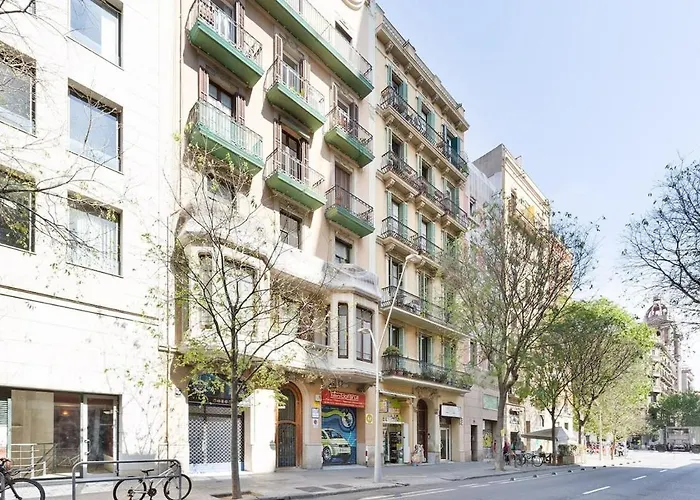 Huge Historic 5Bd With Private Terrace!