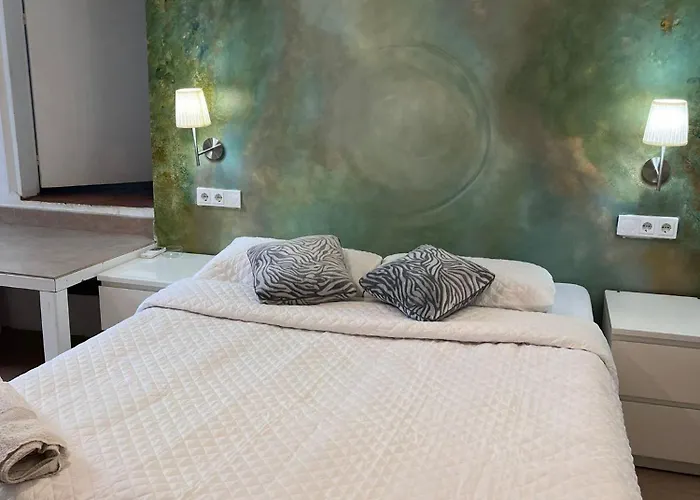 Habitacion Con Bano Privado En La Rambla