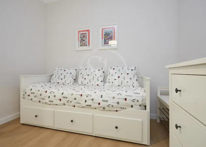 Double Bedroom Men Only Exaimple