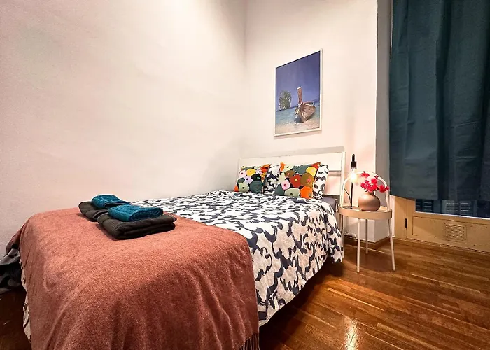 Bcn Private Rooms - Plaza Catalunya F