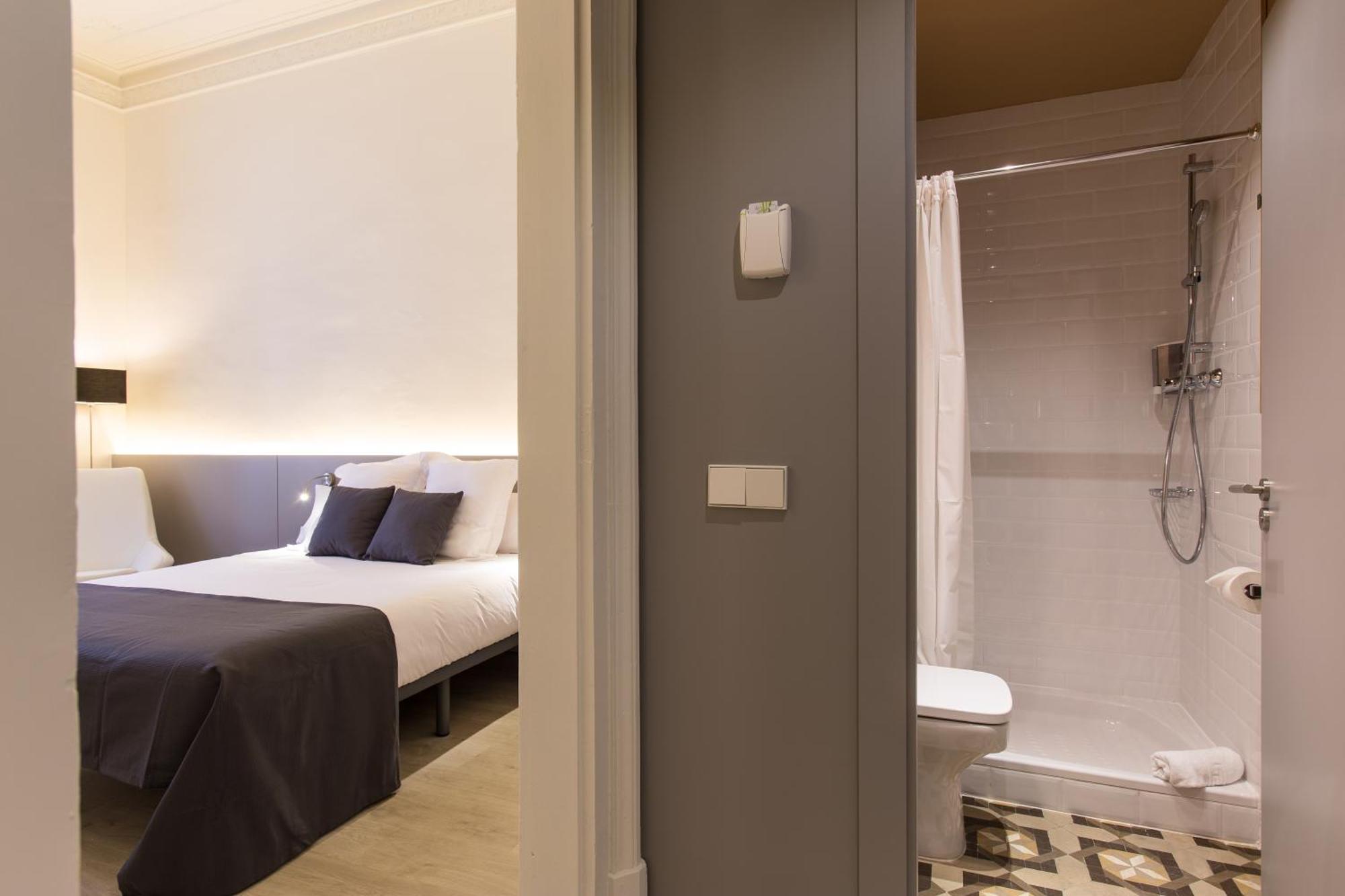 Gasthof Izaila Plaza Catalunya 3*