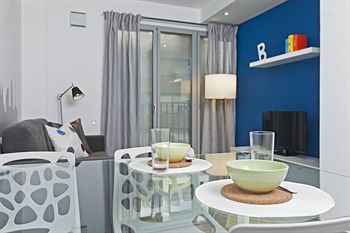 Hotel Bbarcelona Gaudi 4*