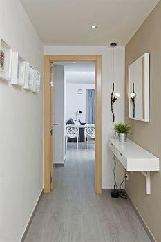 Bbarcelona Gaudi 4*