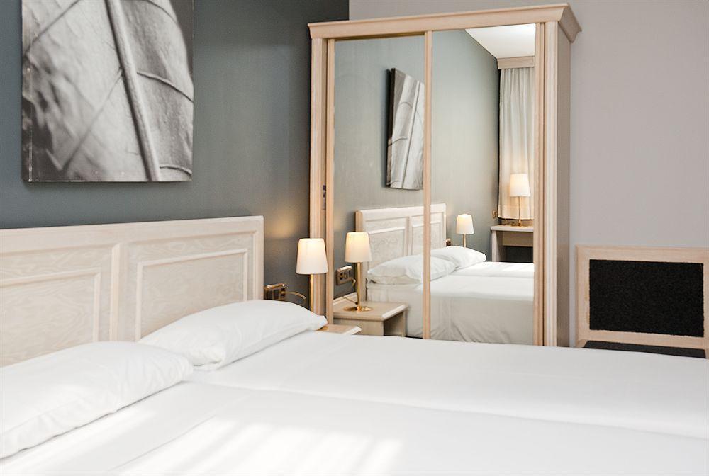 Ilunion Bel-art 4*