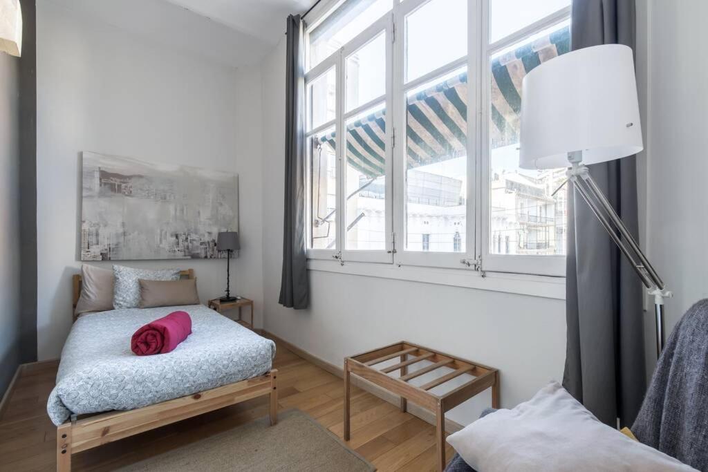 Beautiful & Central Flat Near Sagrada Familia Barcelone