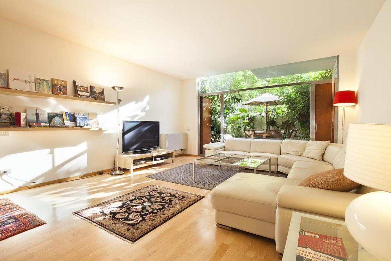 Spacious In With Outdoor Terrace Appartement *