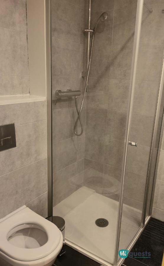 Higuests - Sagrada Familia Apartment Barcelona