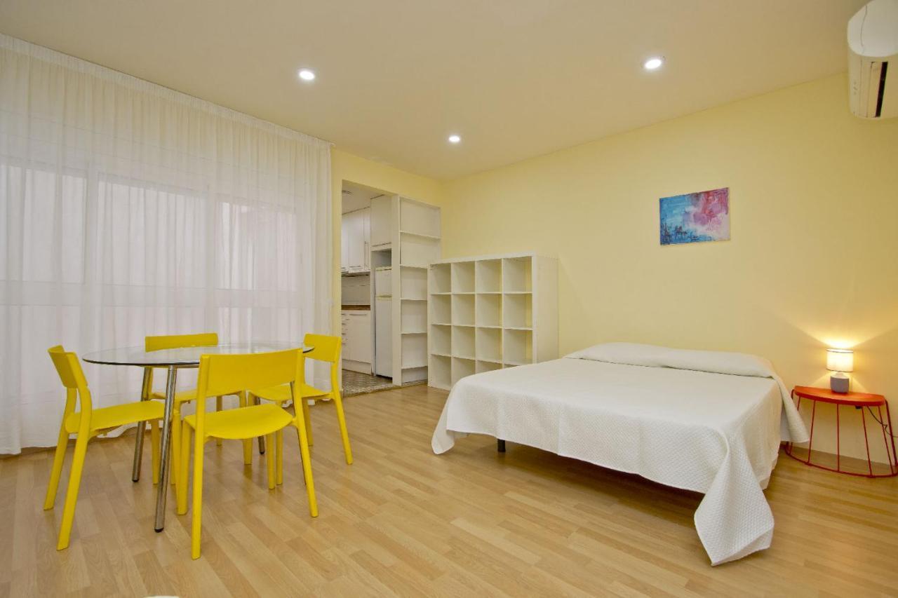 Barcelona City Apartment Appartement *
