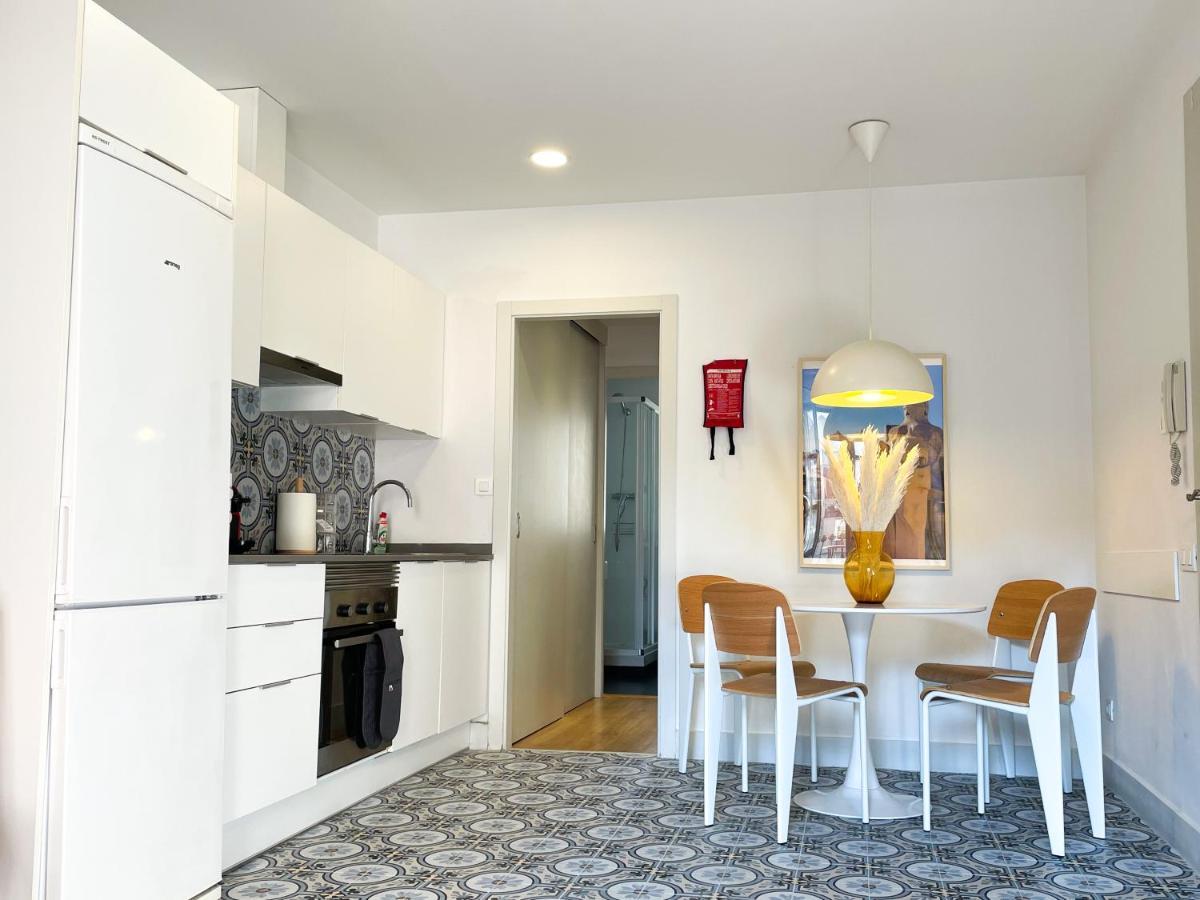 Boutique Pare Lainez - Cozy Stylish One Bedroom Flat Near Sagrada Familia