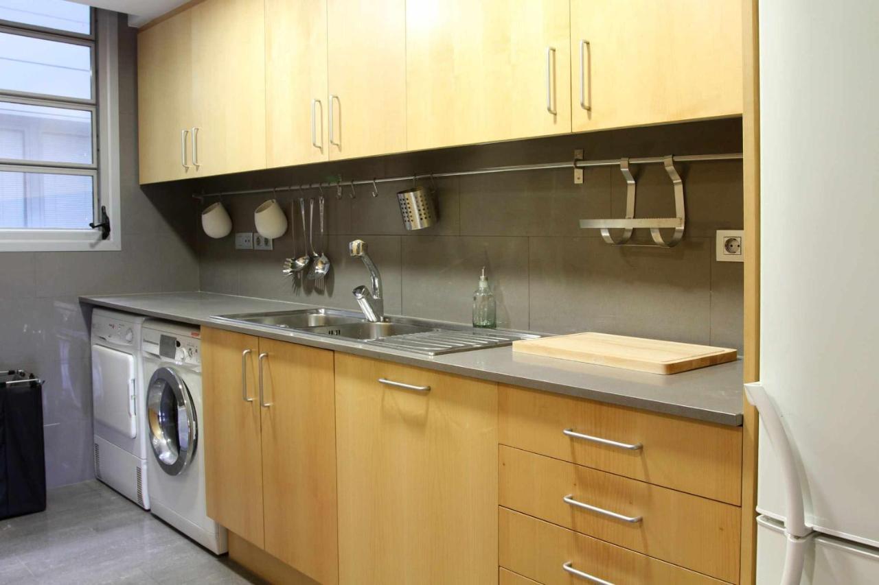 Passeig De Gracia Sun Balcony 2 Bedroo Barcelona