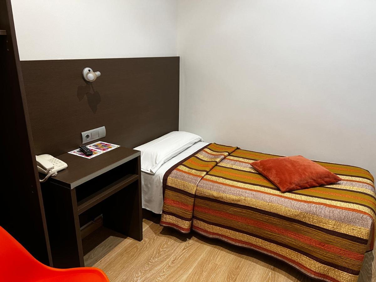 Ciudad Condal - Paseo De Gracia Maison d'hôtes 3*