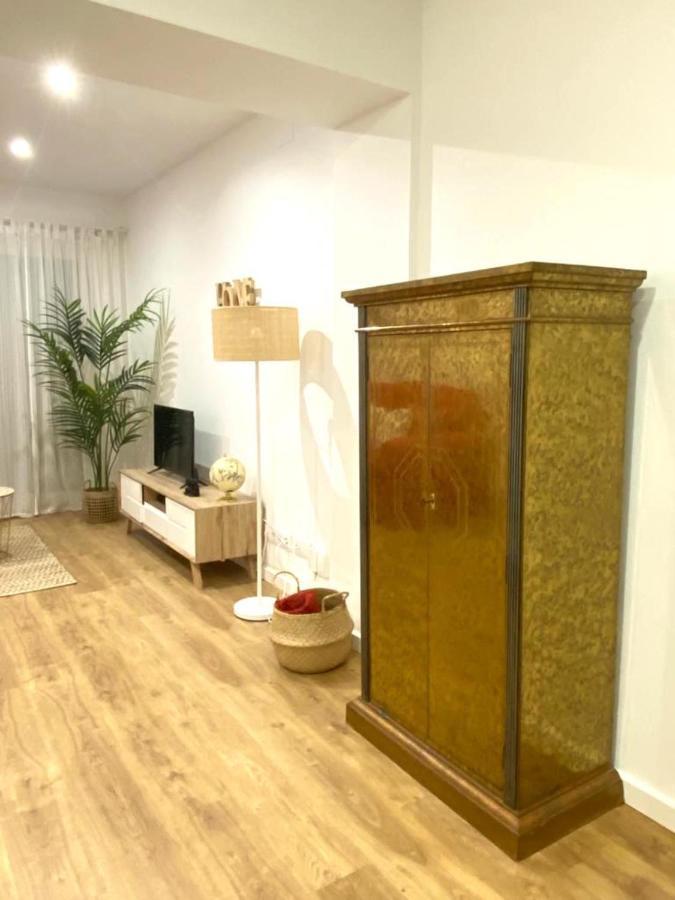 Apartment Lovely New 20 Minutes From Center. Barcelona