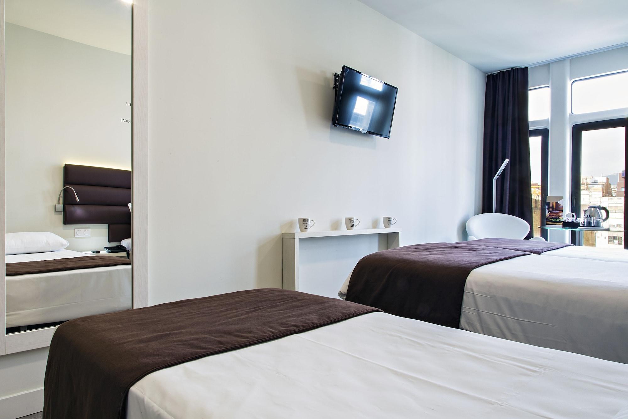 Hotel Bcn Urbaness Gran Rosellon 4*