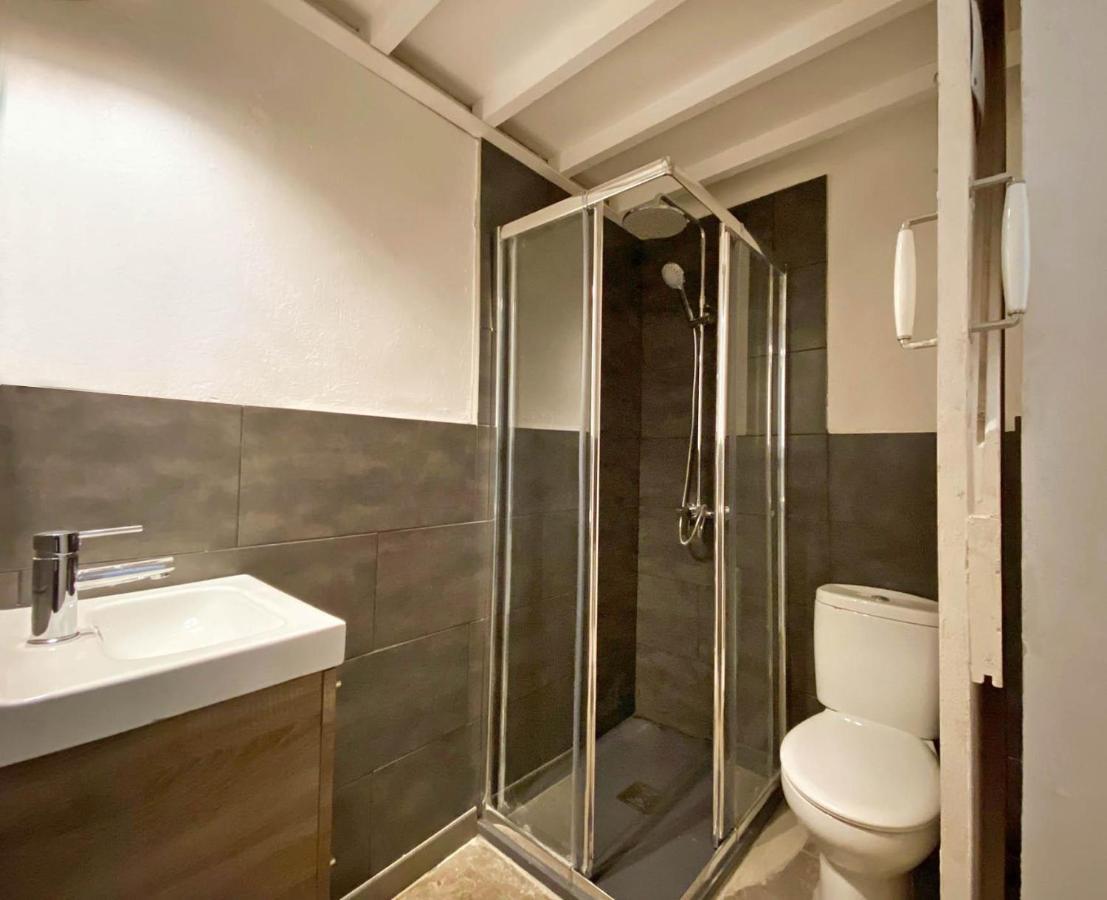 Fridays Flats Casa Aquamarine Barcelona