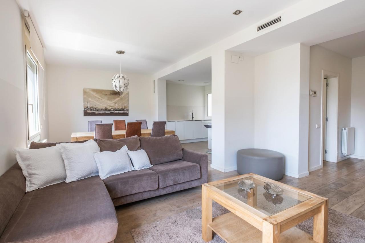 Rent Avenida Diagonal Apartment Barcelona