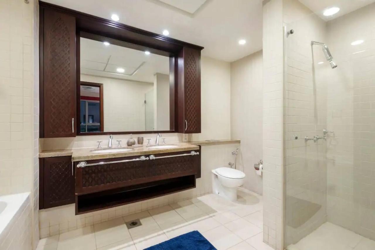 Luxury Argos Hotel Hostel