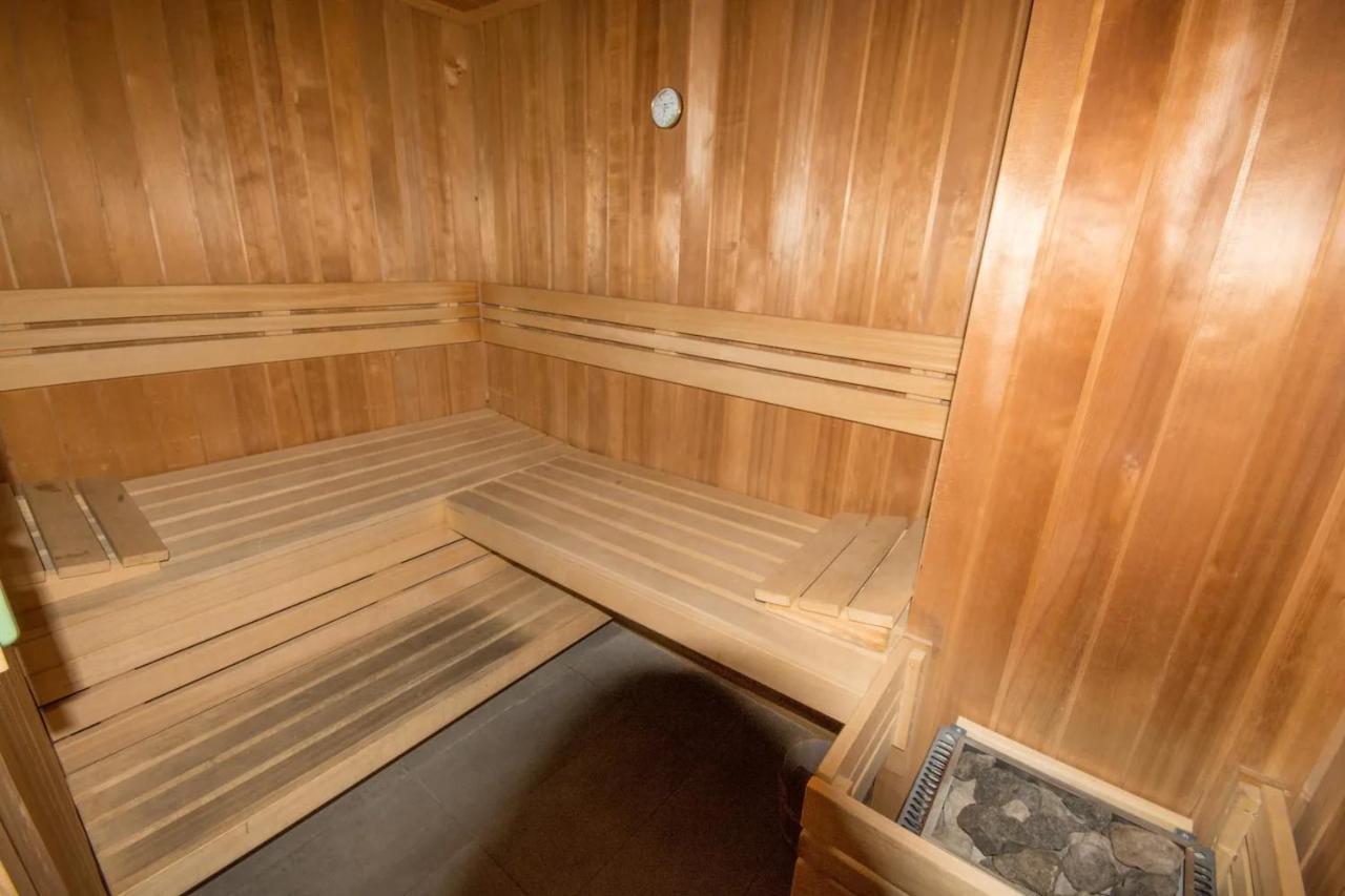Luxury Argos Hotel Hostel