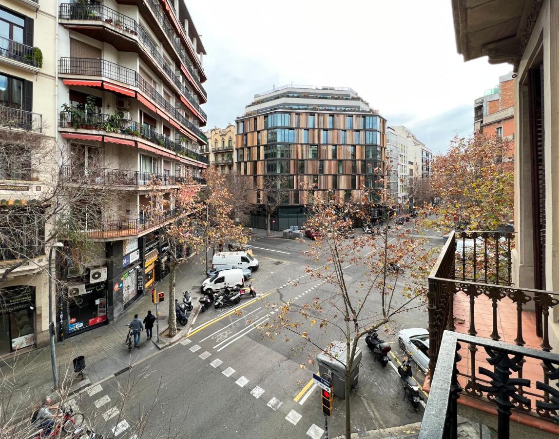 Lolita Bcn Apartment En El Eixample Apartment *