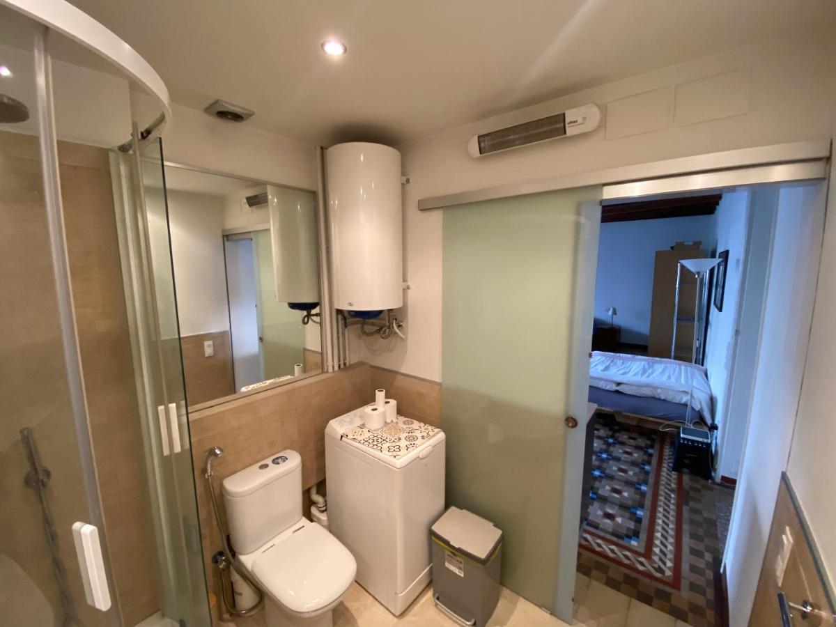 Lovely 2-bed In Barcelonas Location * Barcelona
