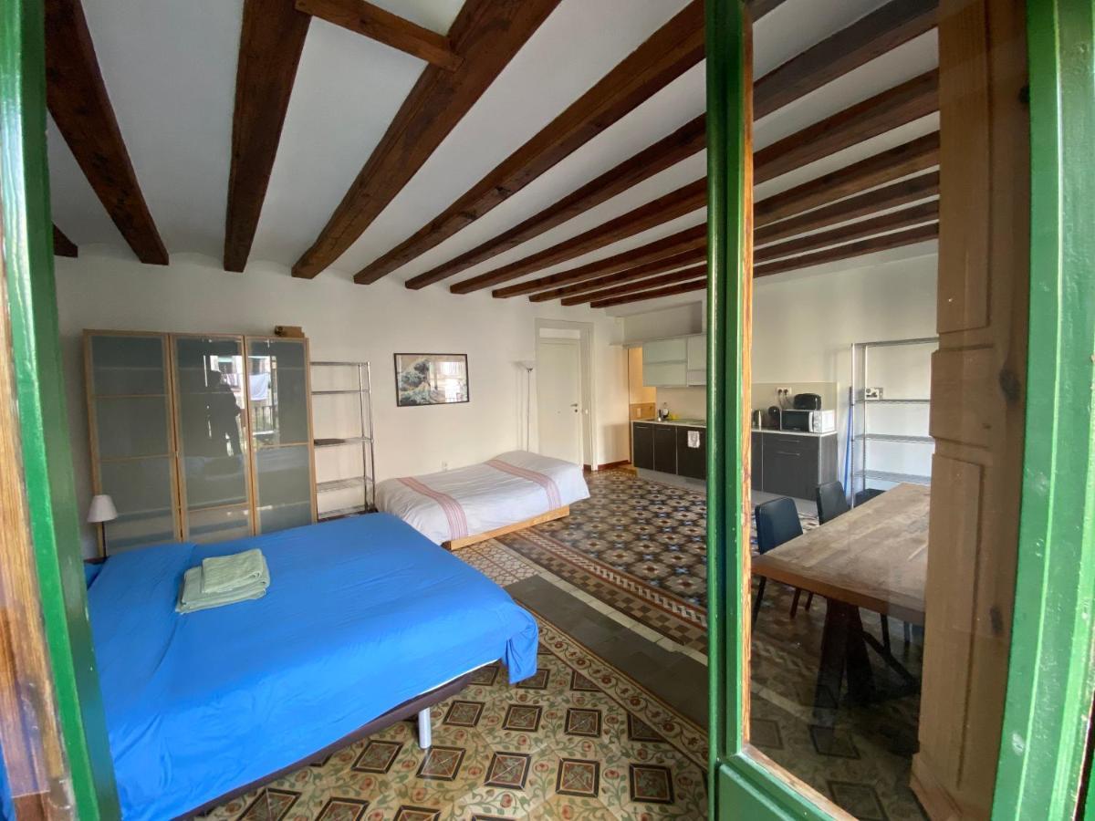 Lovely 2-bed In Barcelonas Location Barcelona