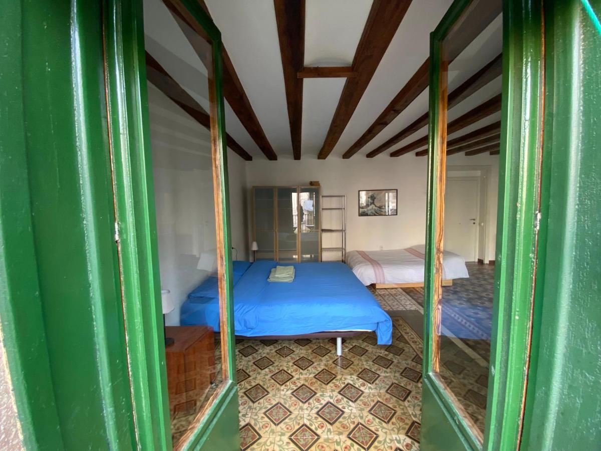 Lovely 2-bed In Barcelonas Location Barcelona