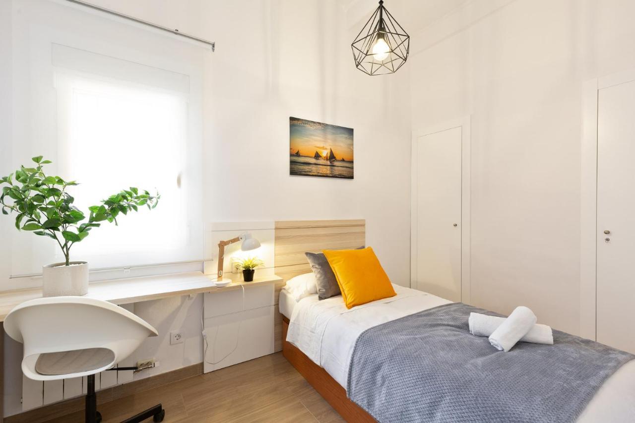 Confort En Playa, 3 Drm Apartamento *