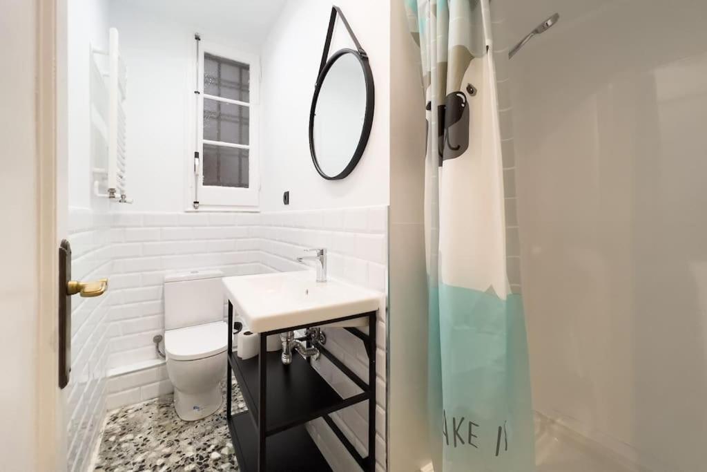 Bebarceloner Eixample - 3 Bedrooms Appartement Barcelona