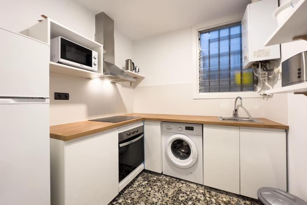 Appartement Bebarceloner Eixample - 3 Bedrooms Barcelona