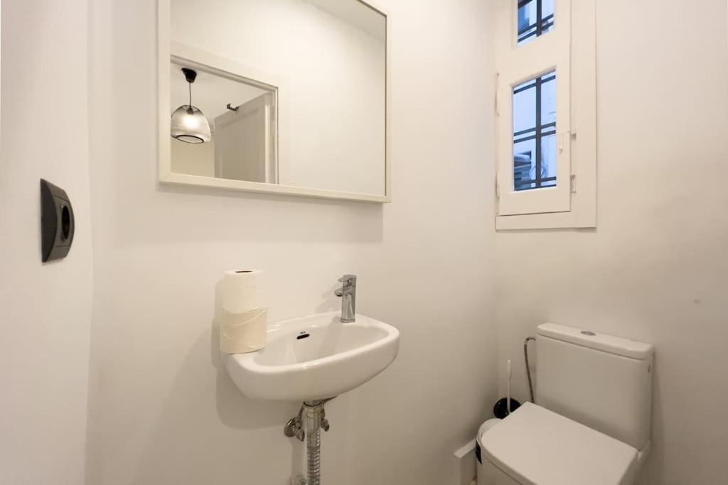 Bebarceloner Eixample - 3 Bedrooms Appartement Barcelona