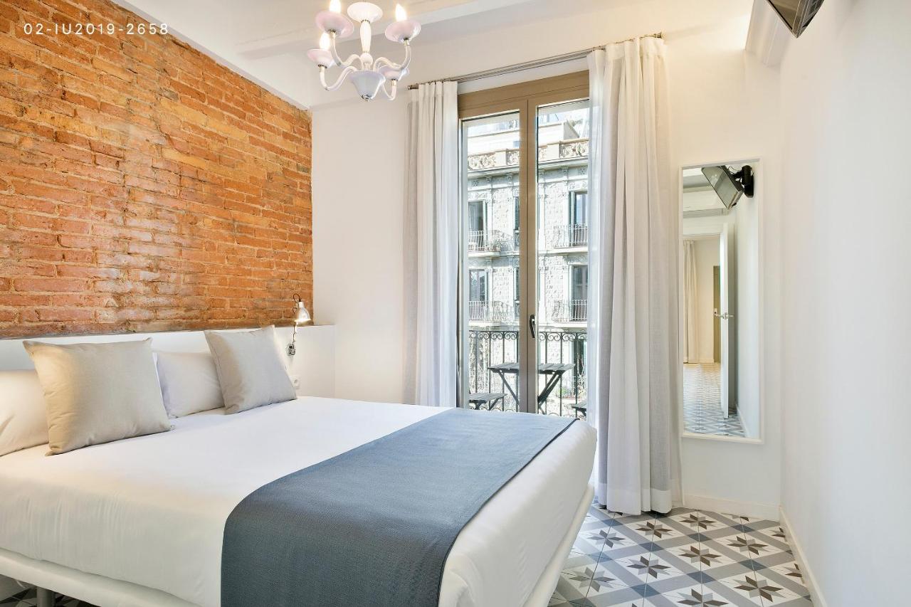 Uma Sagrada Familia Apartamento *